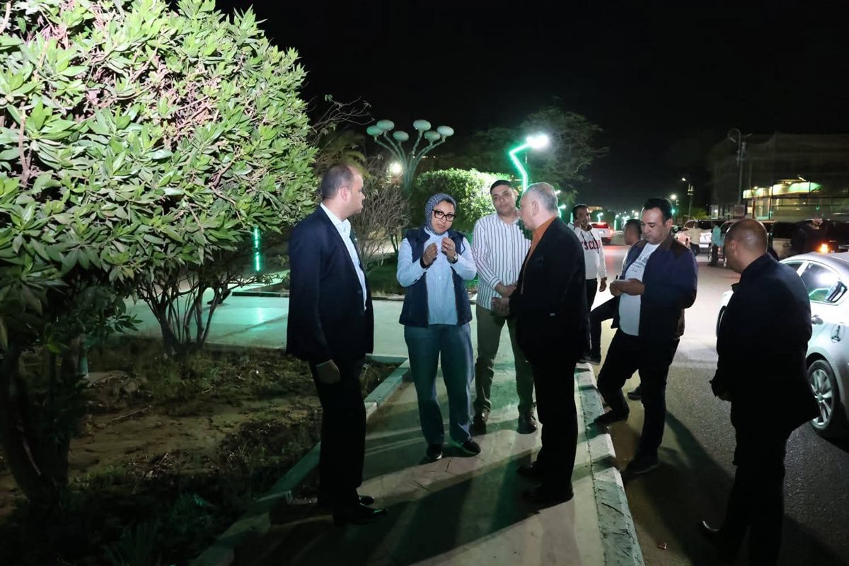 محافظ الوادي الجديد تتابع إجراءات رفع الإشغالات وترشيد الإنارة بالميادين، فيتو