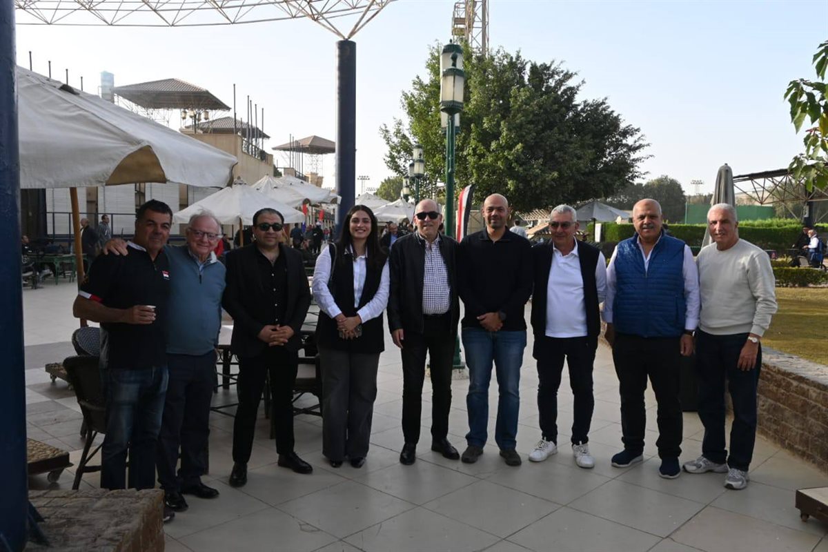 مسئولو نادي الصيد واتحاد الرماية