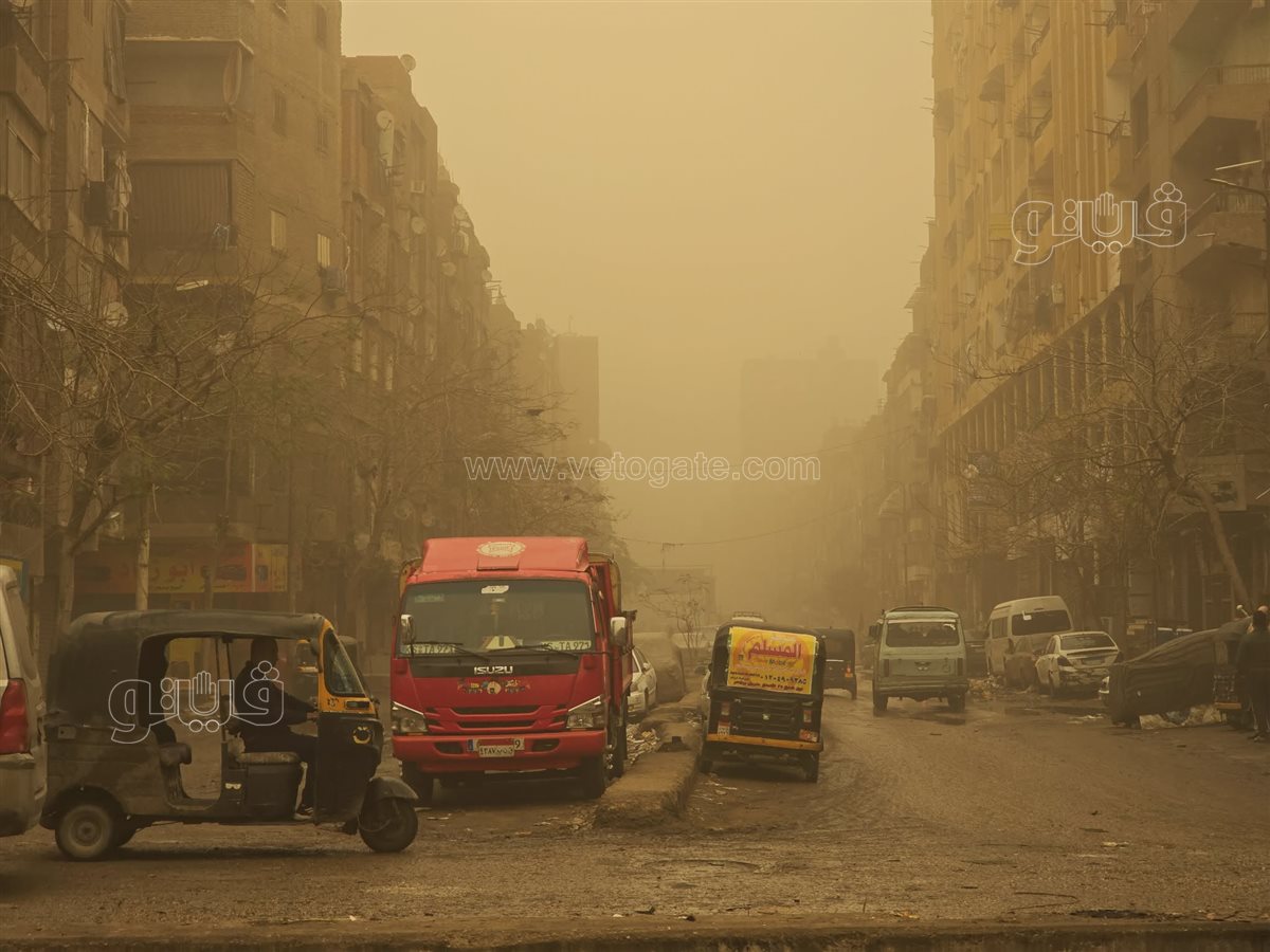 عاصفة ترابية تضرب شبرا الخيمة