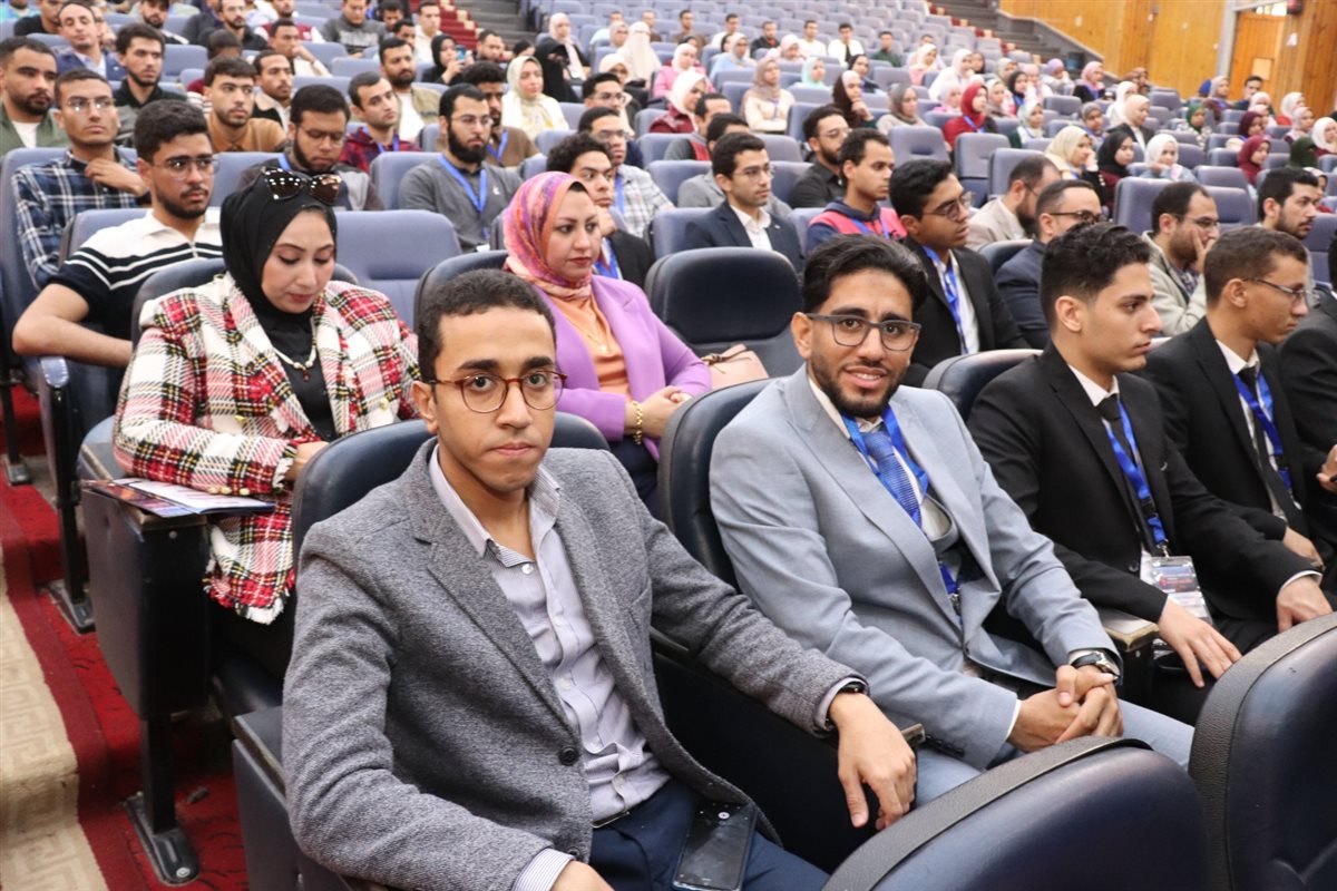 &nbsp;فعاليات المؤتمر السابع عشر لقسم الباطنة العامة بطب سوهاج