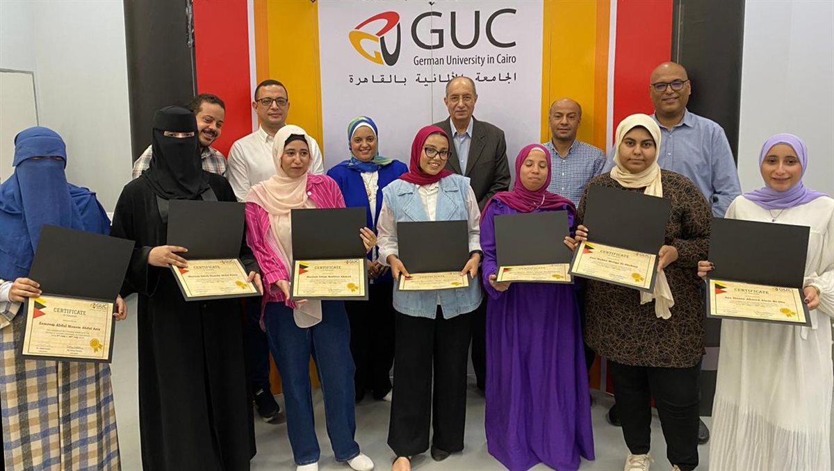 اختيار الدكتور صلاح حجازي مدير المكتبة المركزية بالجامعة الالمانية