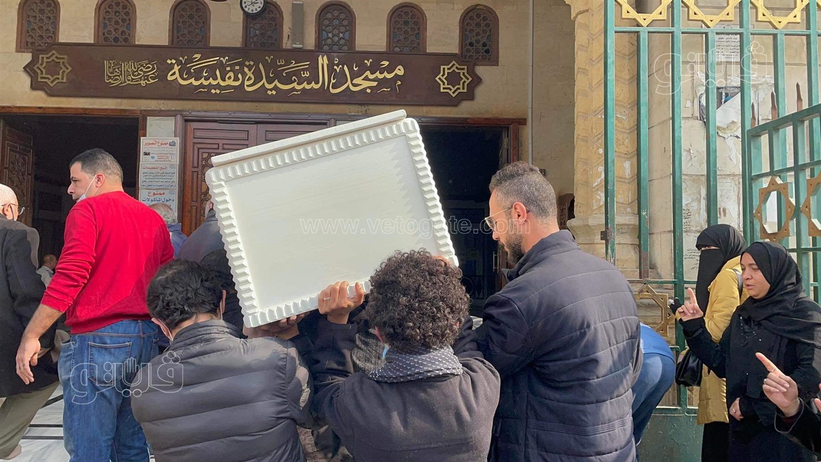 received_471663454316863