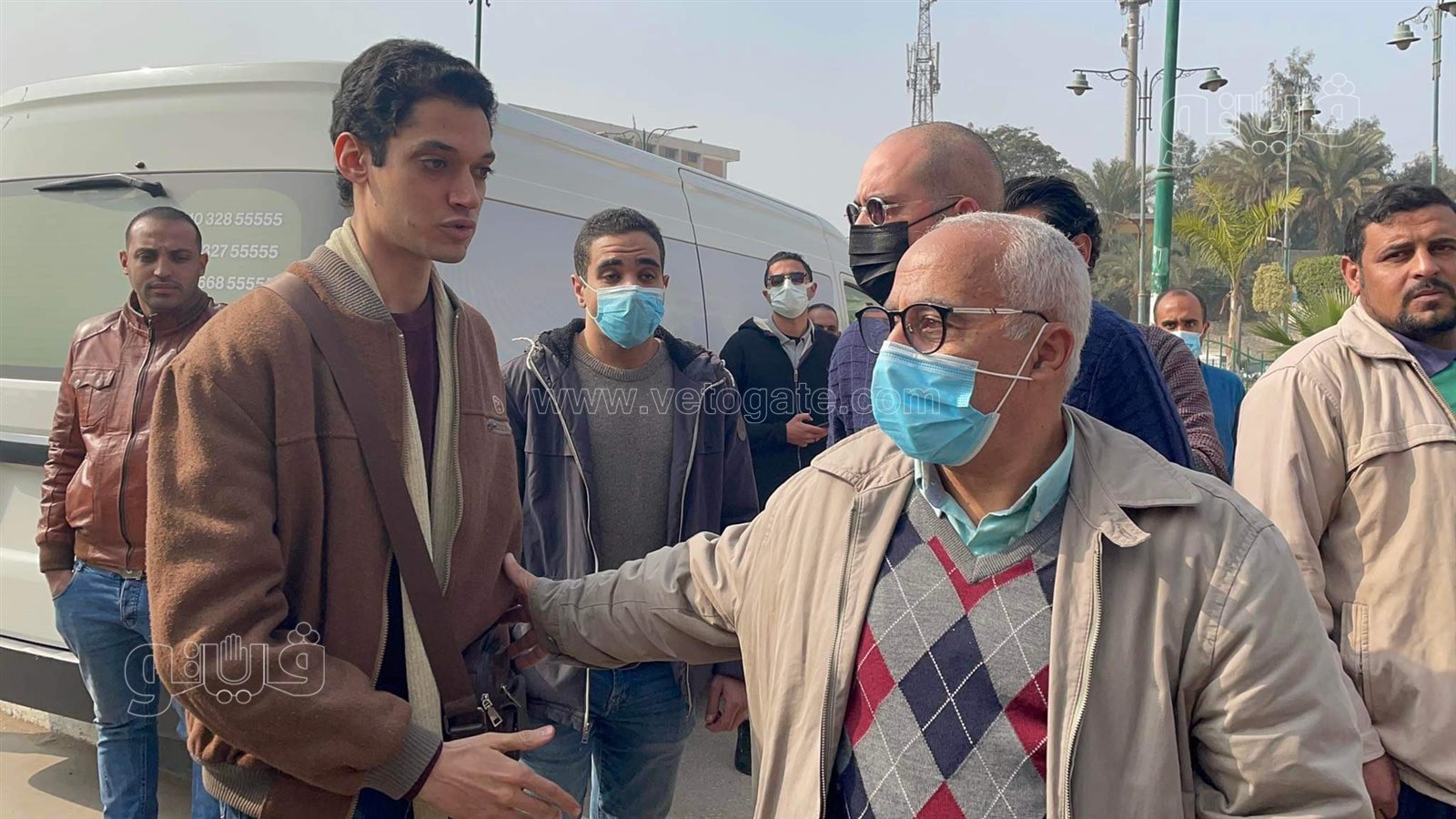 received_980836605843071