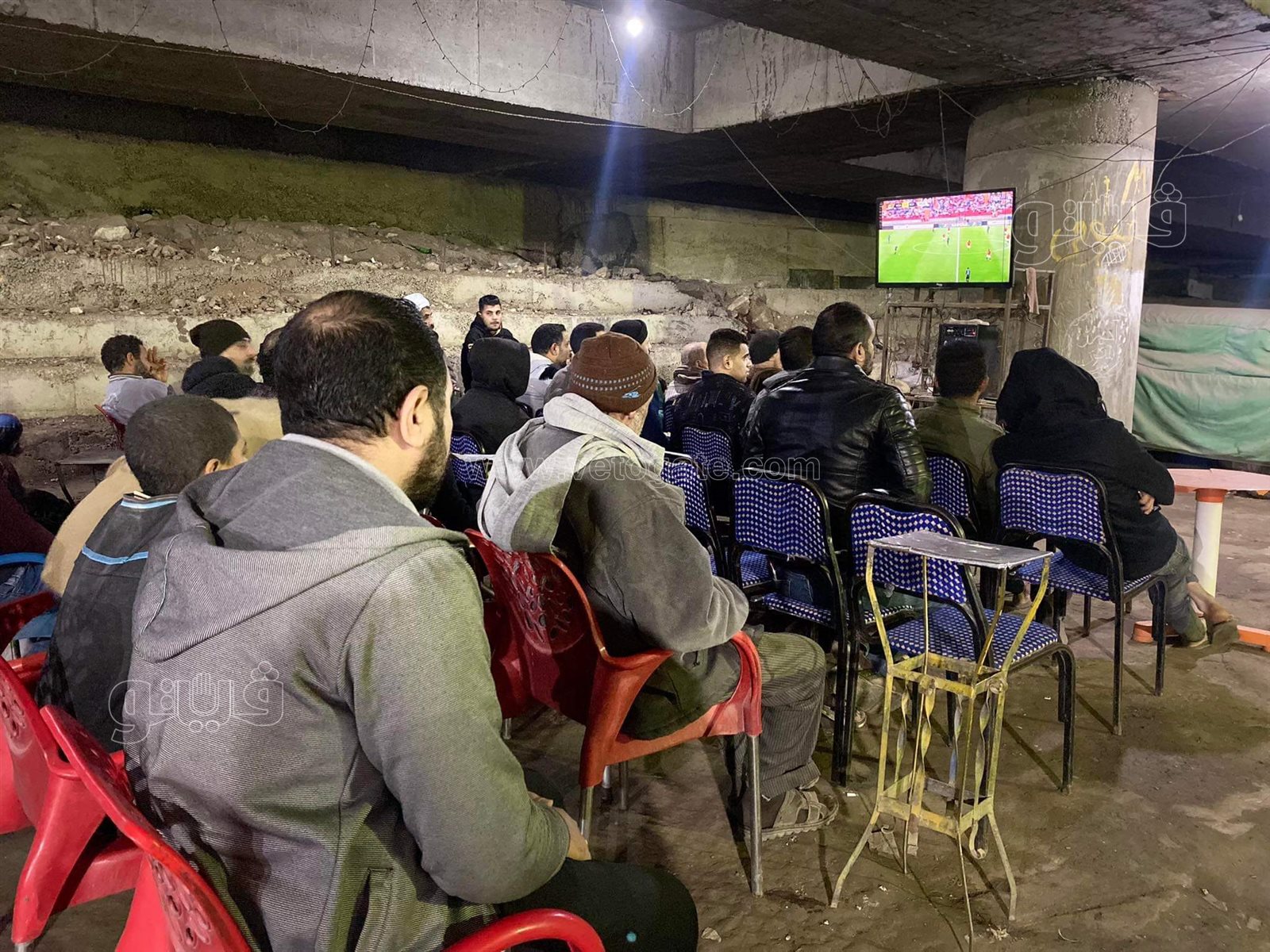 قهاوي المرج كاملة العدد خلال مباراة مصر ونيجيريا (9)