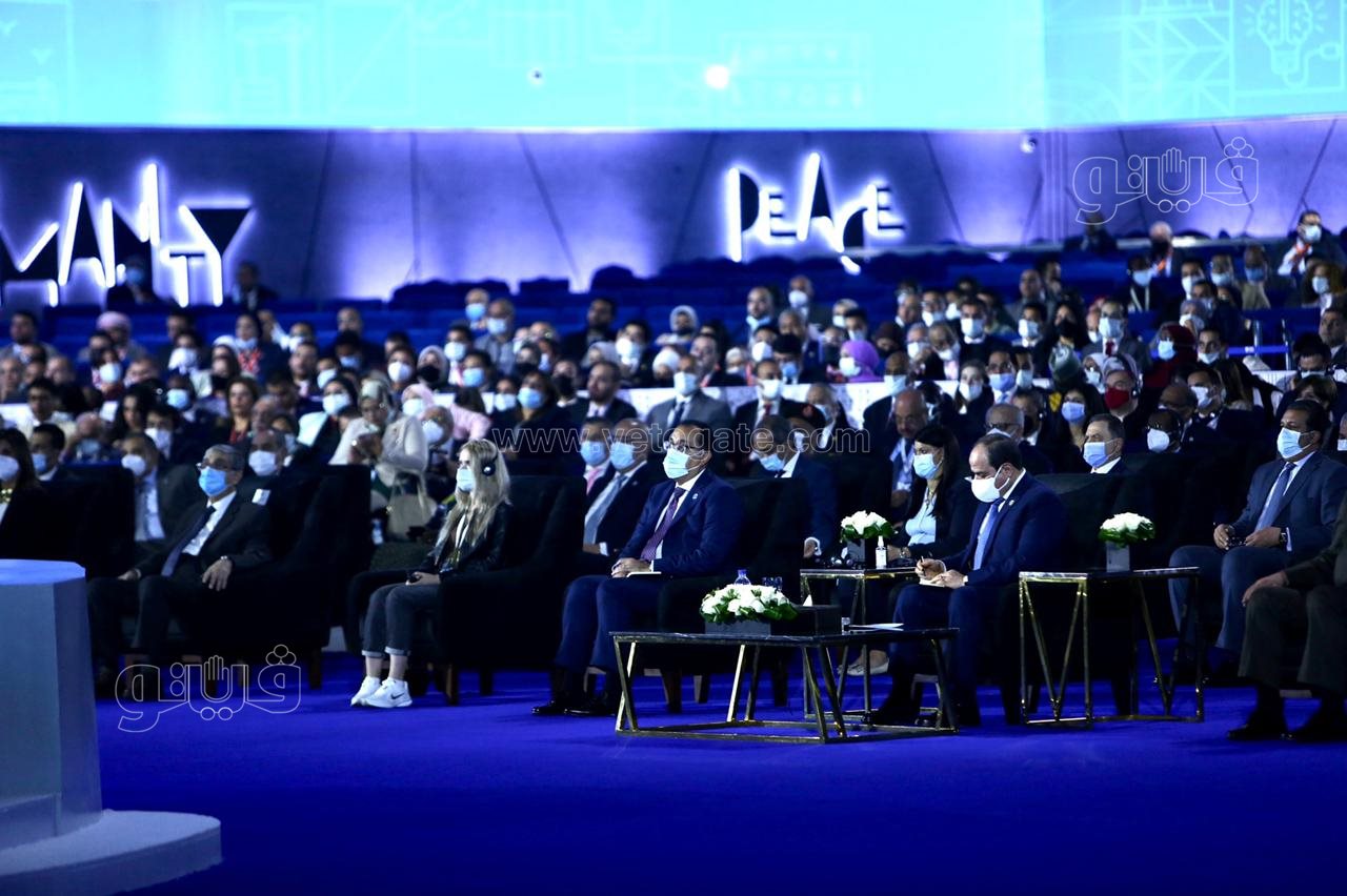 رسائل وزيرة التخطيط من جلسة تجارب تنموية في مواجهة الفقر بمنتدى شباب العالم (10)