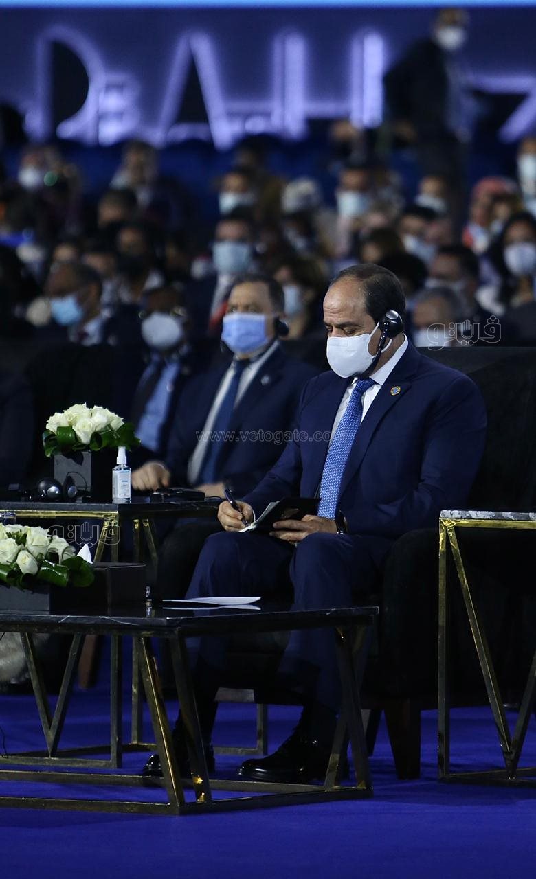 رسائل وزيرة التخطيط من جلسة تجارب تنموية في مواجهة الفقر بمنتدى شباب العالم (13)