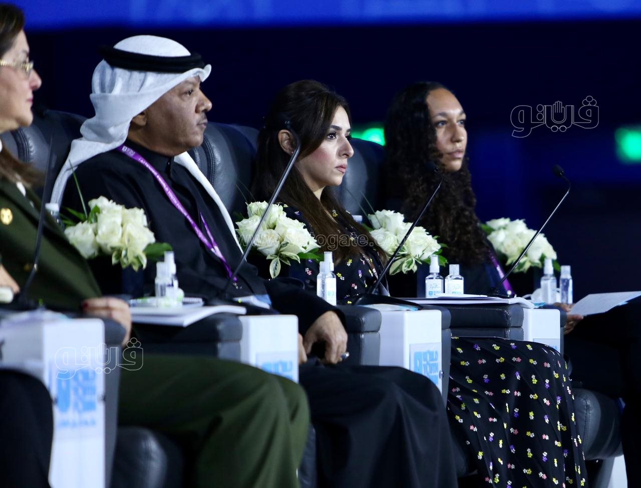 رسائل وزيرة التخطيط من جلسة تجارب تنموية في مواجهة الفقر بمنتدى شباب العالم (9)