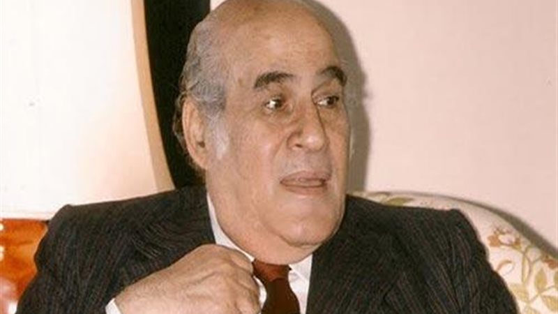 الكاتب مصطفى أمين
