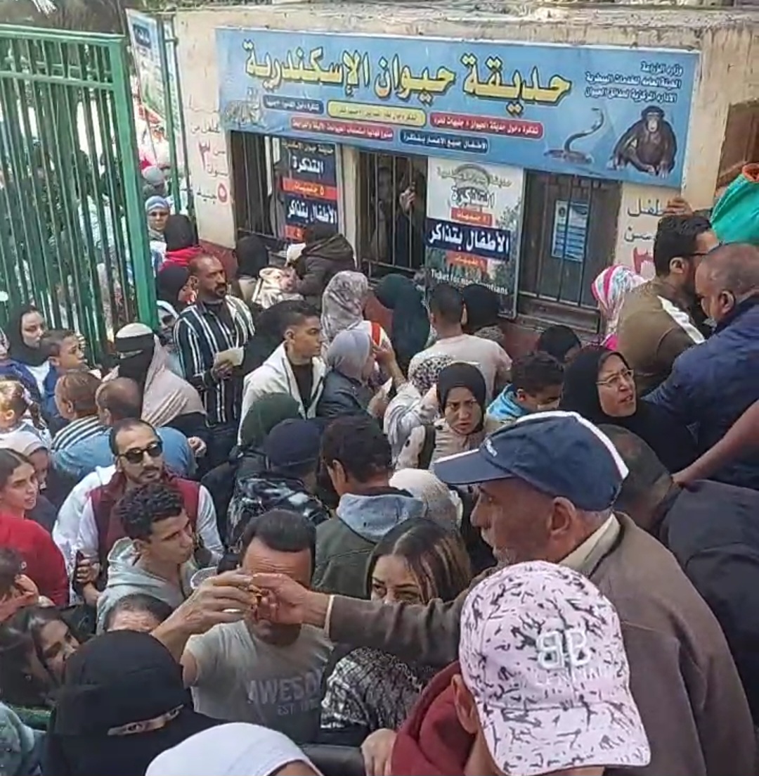 زحام غير مسبوق بالإسكندرية خلال شم النسيم