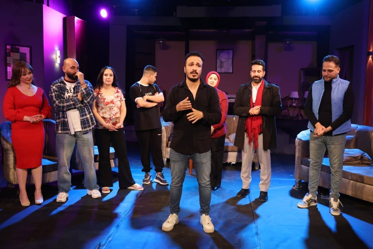 العرض المسرحي سجن اختياري، فيتو