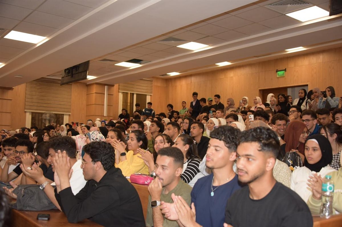 مبادرة صحتك تهمنا بجامعة القاهرة الأهلية