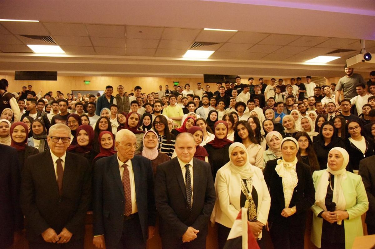 مبادرة صحتك تهمنا بجامعة القاهرة الأهلية