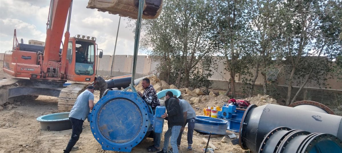 أعمال ربط المرحلة الثالثة بمحطة العزب مع الشبكة