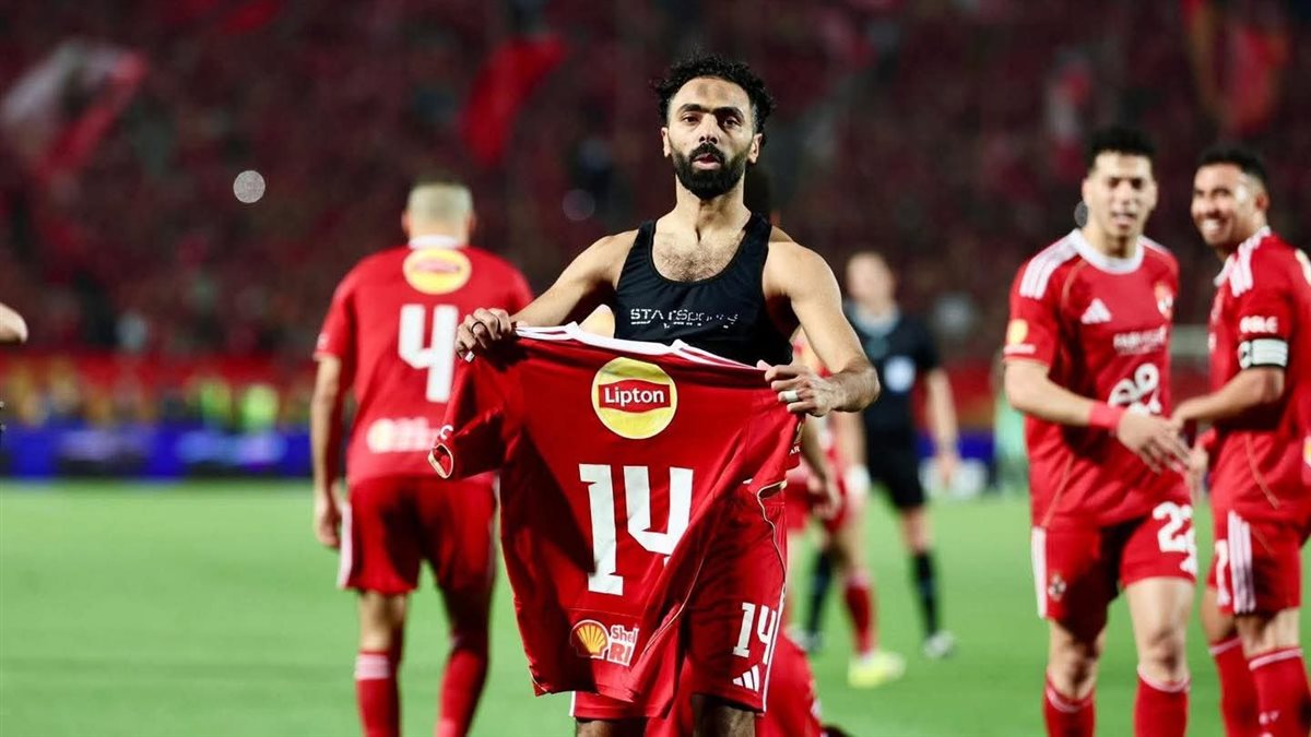 حسين الشحات، فيتو