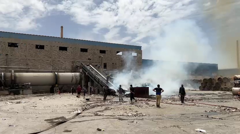 السيطرة على حريق بمصنع ورق ببني سويف