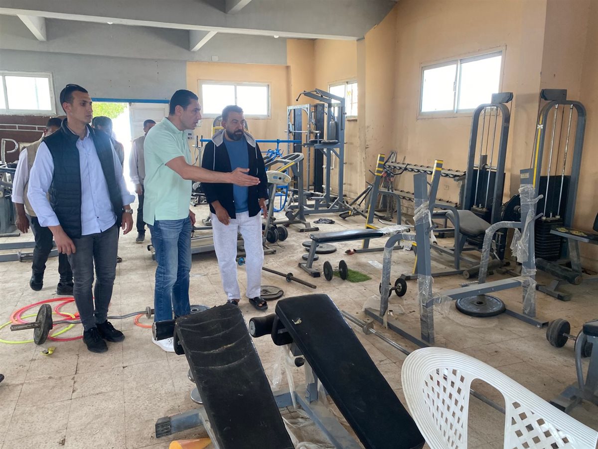 جوهر نبيل يفاجئ مراكز شباب السويس بجولة ميدانية لمتابعة سير العمل