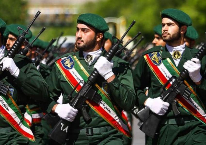 يطعن محامي أنصاري في العقوبات التي فرضتها عليه المملكة المتحدة بدعوى ارتباطه بتمويل الحرس الثوري الإيراني