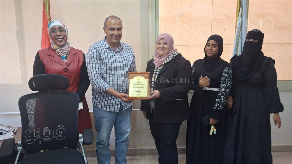 رئيس مدينة مرسى مطروح يستقبل شباب “رواد المحافظات الحدودية”&nbsp;
