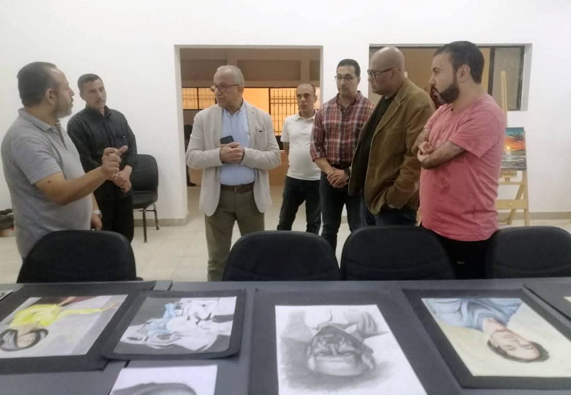 مجمع 15 مايو للفنون، فيتو