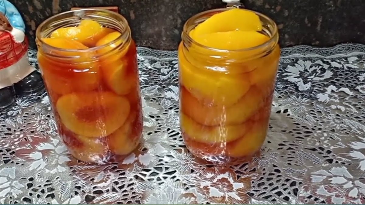 طريقة عمل كمبوت الخوخ