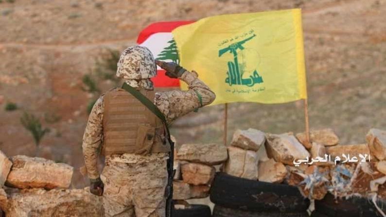 أحد عناصر حزب الله في لبنان