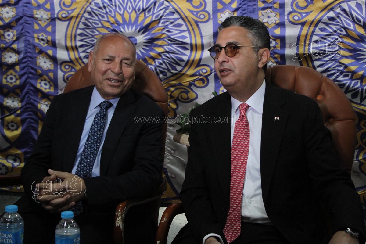 وزير التموين ومحافظ القاهرة يتفقدان معرض أهلا بالعيد بحدائق القبة