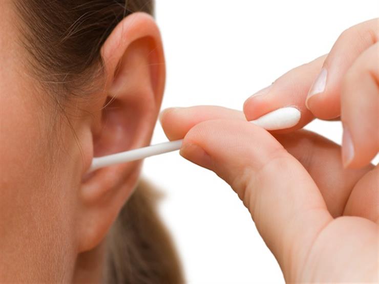 مخاطر استخدام سلاكة الأذن