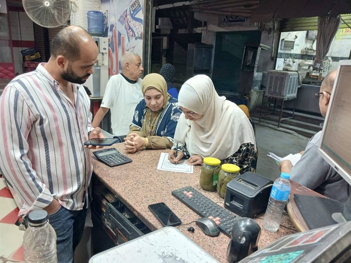 انطلاق سيارة المركز التكنولوجي المتنقل بشوارع الخارجة
