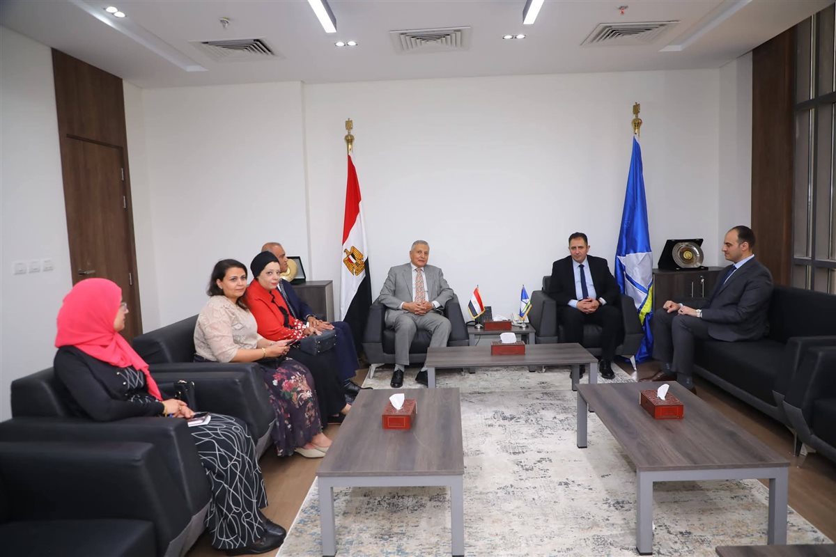 محافظ دمياط يستقبل السفير رضا الطايفي ووفد صندوق مكتبات مصر