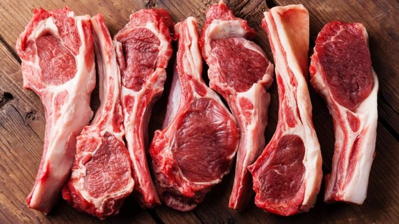 هل رائحة اللحم الضانى مرتبطة بكثرة دهونها