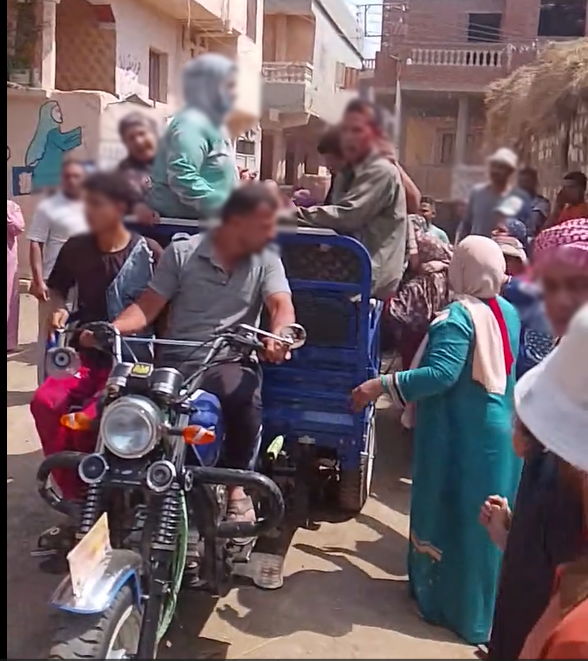 مشاجرة بين جيران بالشرقية تنتهي بإصابة شخص وضبط فرد شرطة، والطرفان يطلبان التصالح، فيتو