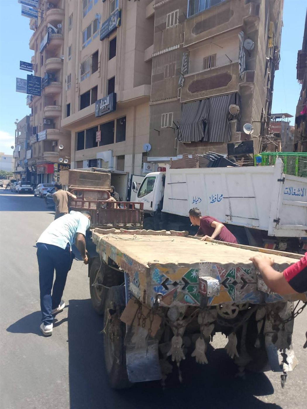حملة لازالة الاشغالات بشوارع دمياط