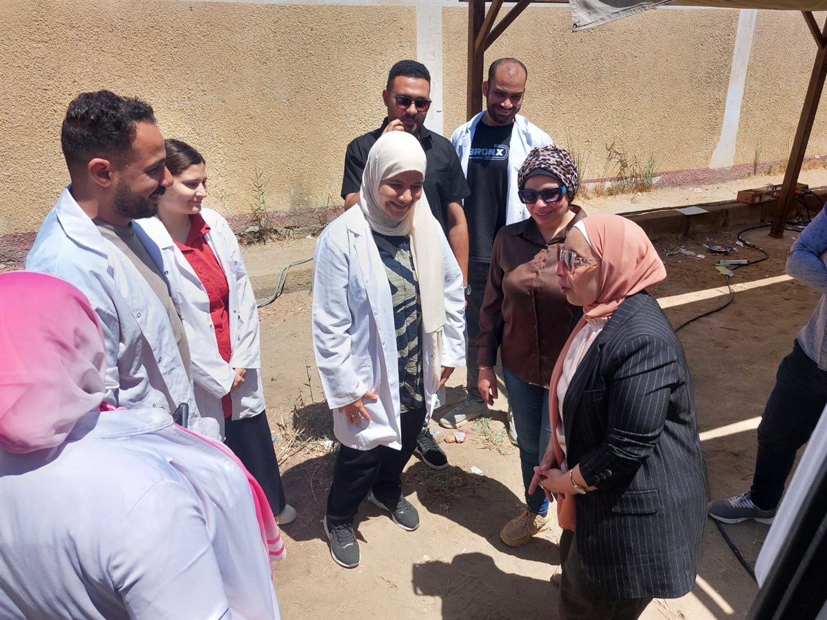 جانب من القافلة، فيتو