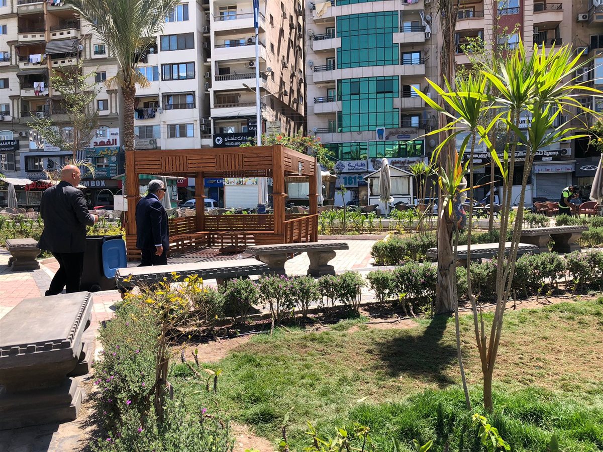 محافظ الدقهلية يُجري جولة علي حدائق حي شرق وميدان أم كلثوم