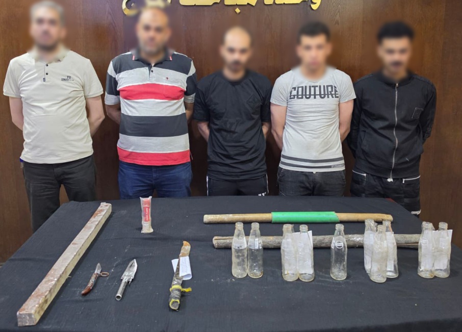 مشاجرة بالأسلحة البيضاء والألعاب النارية فى المرج بسبب خلاف على بيع بضائع