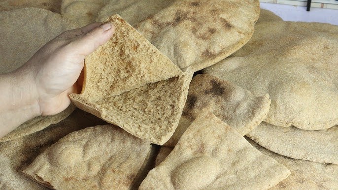 طريقة عمل الخبز بدقيق الحبة الكاملة