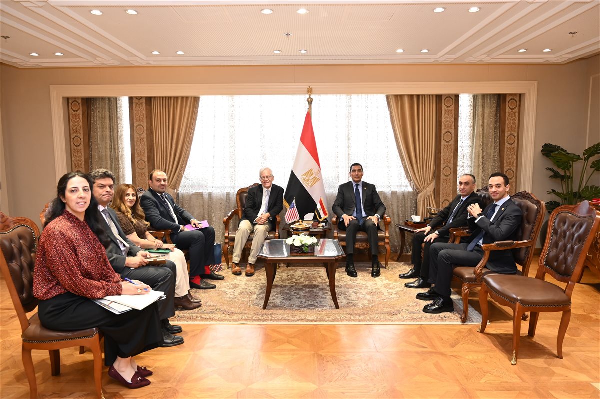 لقاء جوهر نبيل مع السفير الأمريكي