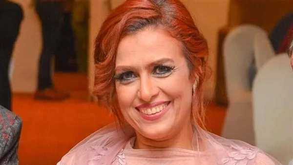 المطربة سيمون&nbsp;