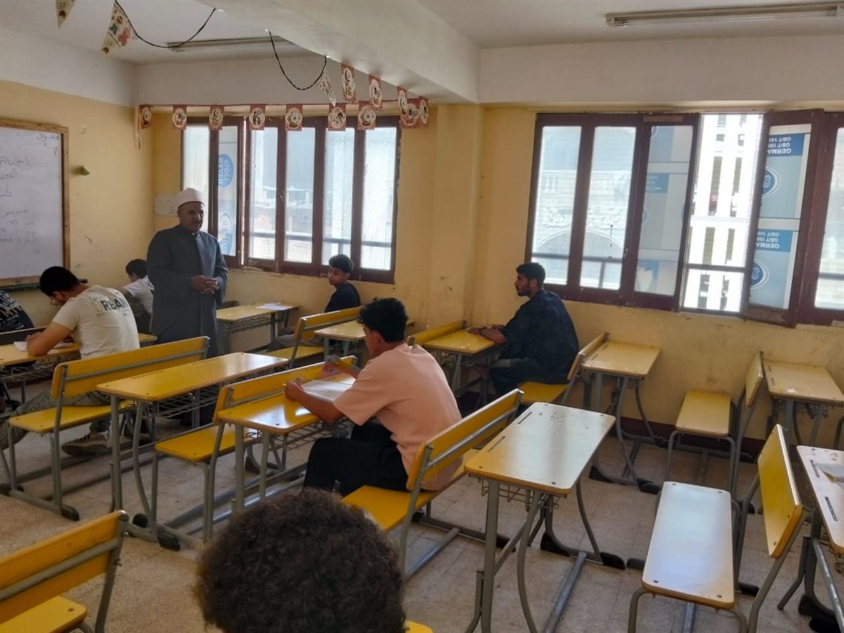 جانب من جولة رئيس منطقة الإسماعيلية الأزهرية، فيتو