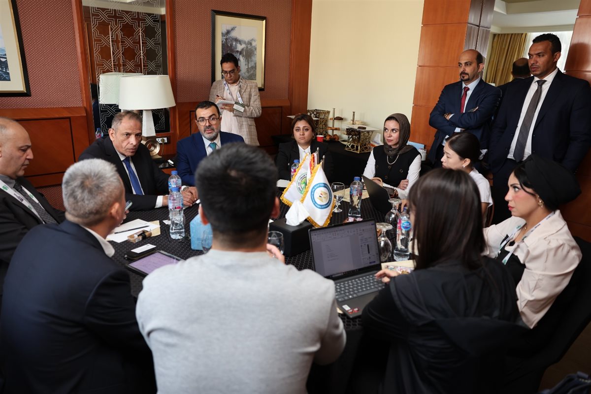فوسفات مصر تبحث مع