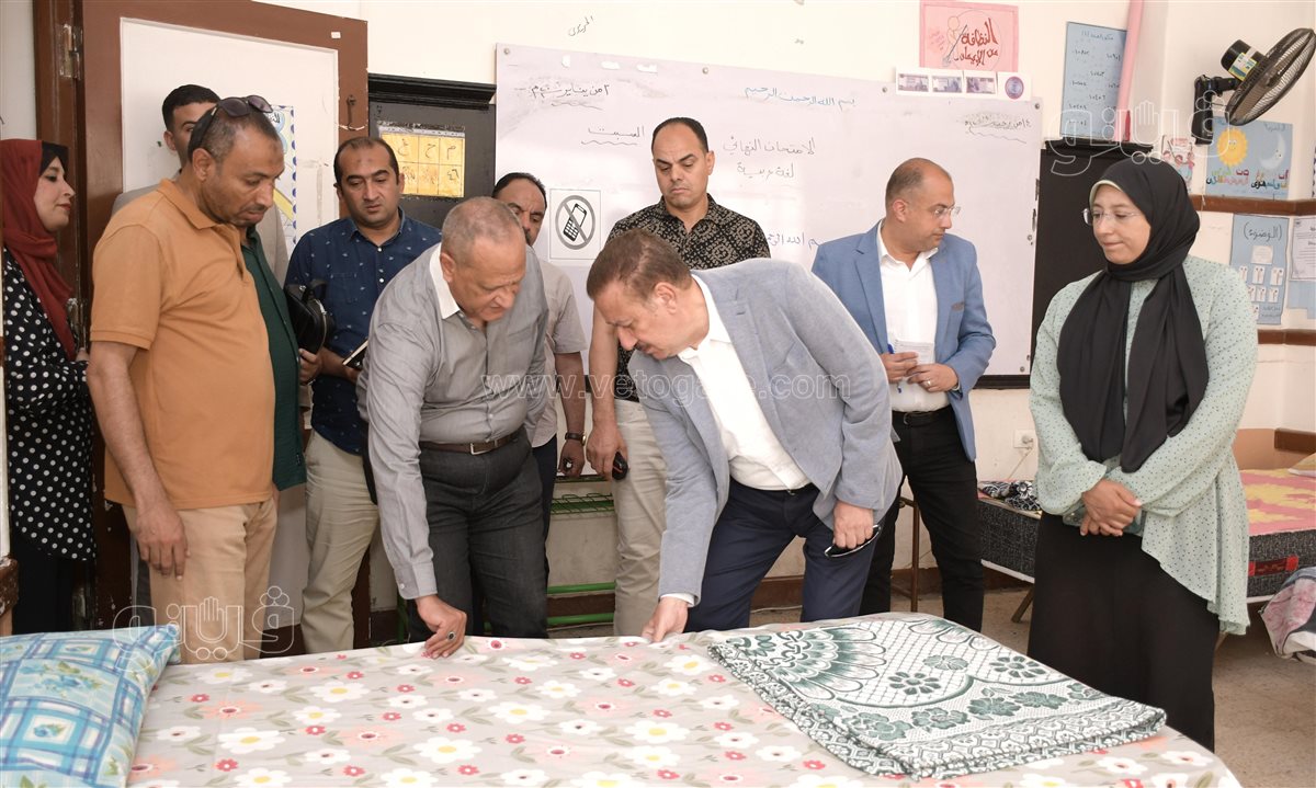 محافظ بورسعيد يتفقد استراحة مراقبي امتحانات الثانويه العامه