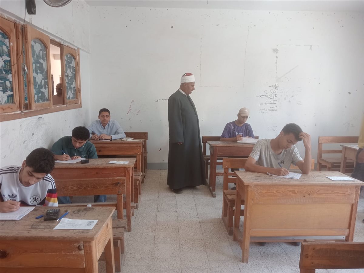 جانب من أعمال الامتحانات، فيتو