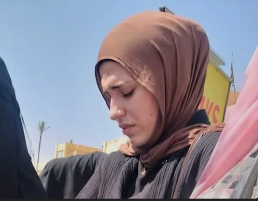 إنهيار طالبة العاشر من رمضان لم تجد اسمها في لجان الامتحانات، فيتو