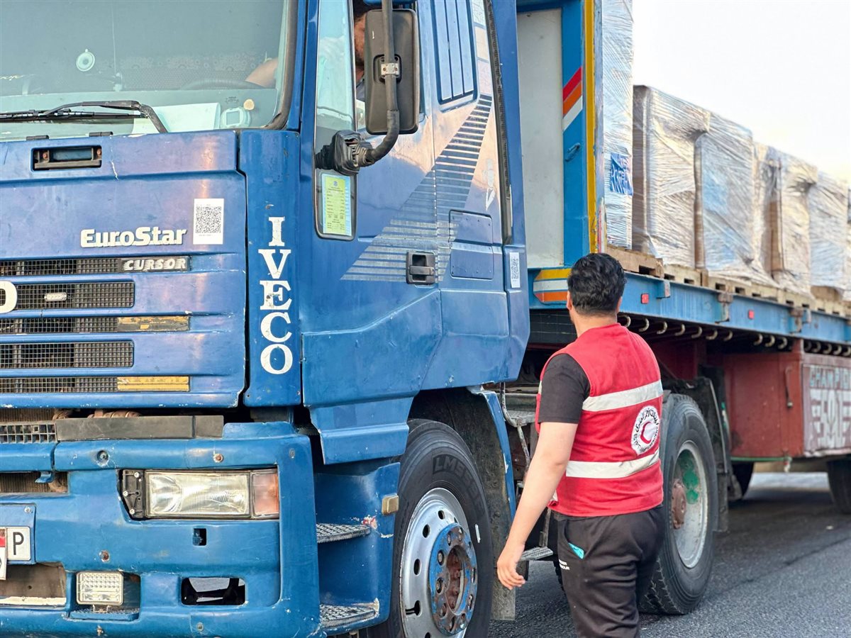 &nbsp;الهلال الأحمر المصري يرسل 3.1 طن مساعدات إلى غزة