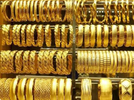 سر انخفاض أسعار الذهب حاليًا