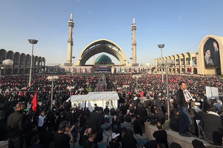 جنازة المرشد الإيراني