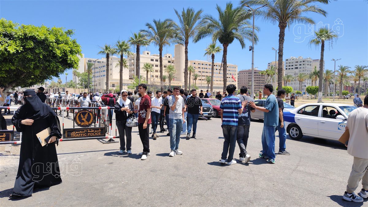 آراء طلاب الثانوية العامة ببورسعيد عن امتحان اللغة الانجليزية