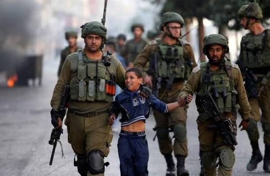 تستهدف قوات الاحتلال تحويل الأطفال الفلسطينيين إلى رقم عابر