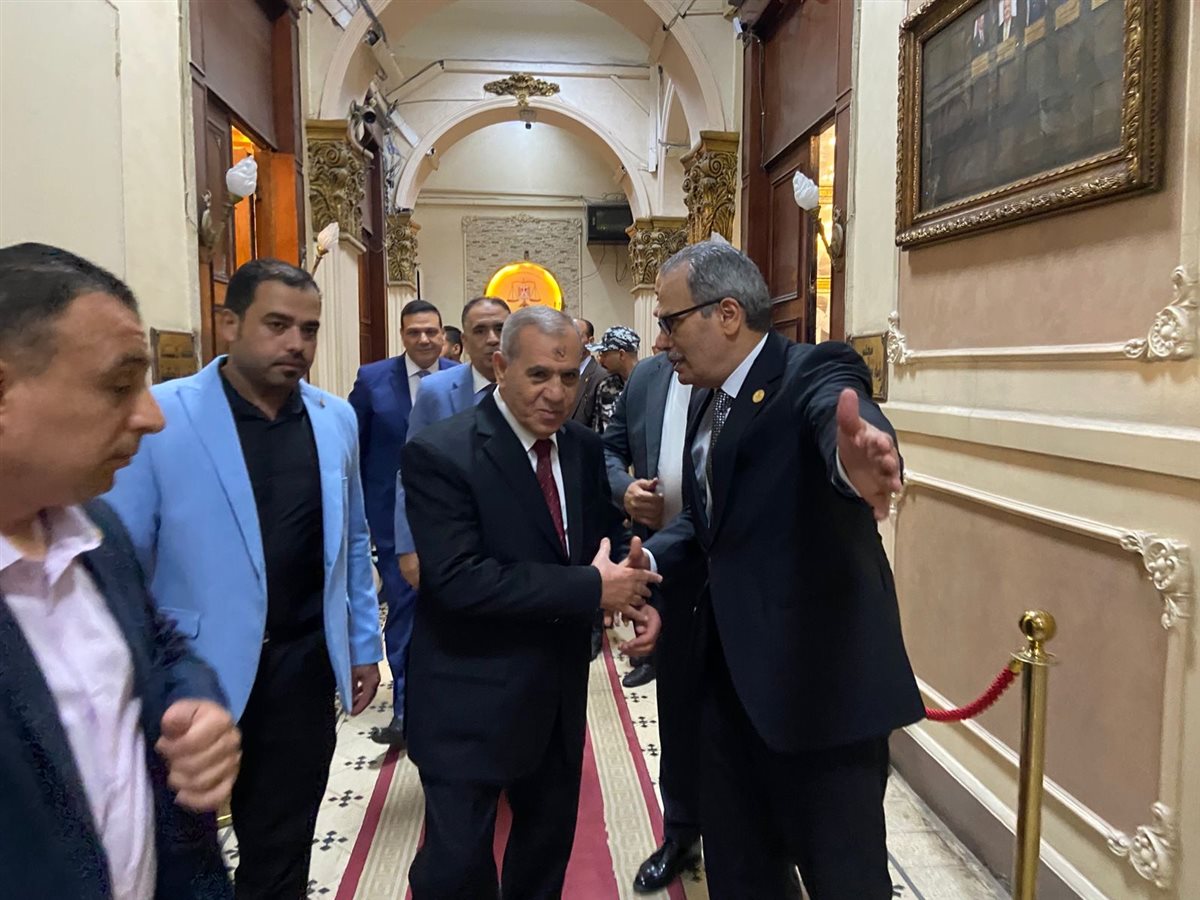 رئيس محكمة استئناف القاهرة يستقبل رئيس القضاء الأعلى، فيتو
