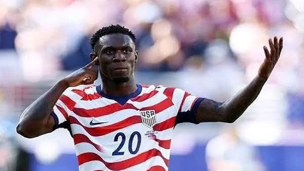 اللاعب الأمريكي فولارين بالوجون